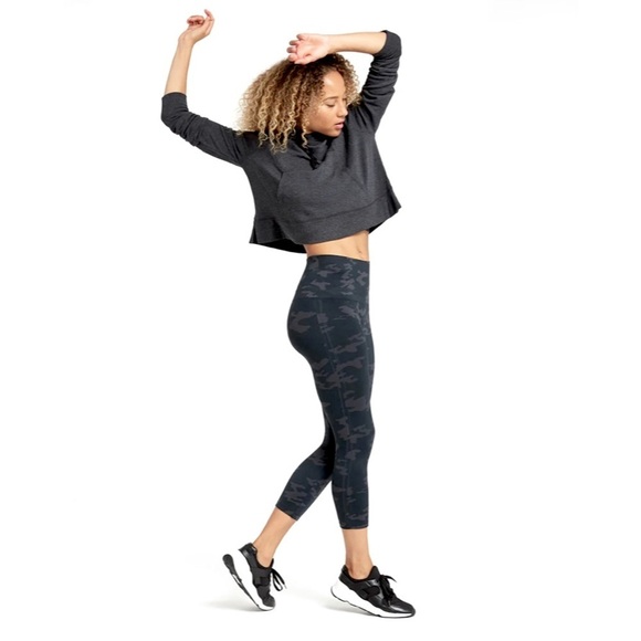 SPANX Pants - SPANX Leggings for Women Look at Me Now Seamless Leggings Size Small